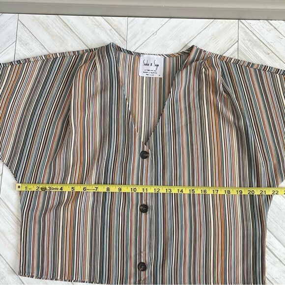 Sadie & Sage Striped Crop Top size Medium - Picture 5 of 7